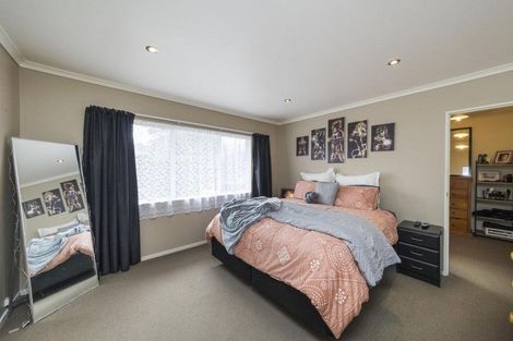 Photo of property in 31 Strachan Way, Highbury, Palmerston North, 4412