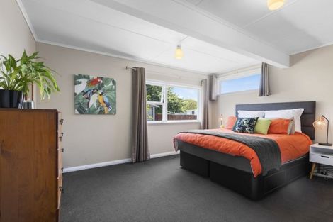 Photo of property in 29 Churton Crescent, Taita, Lower Hutt, 5011