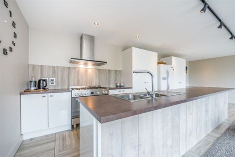 Photo of property in 9 Judd Crescent, Naenae, Lower Hutt, 5011