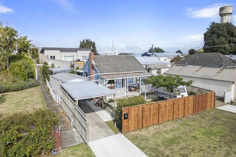 Photo of property in 12 Union Street, Foxton, 4814