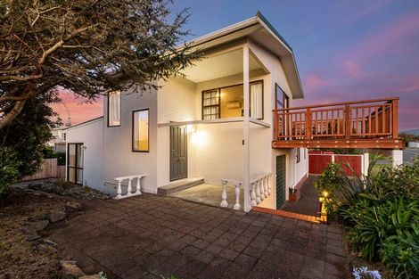 Photo of property in 3 Toru Road, Paraparaumu Beach, Paraparaumu, 5032