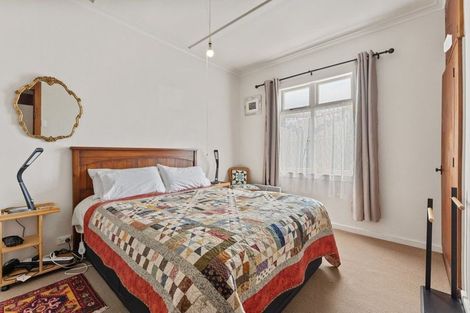 Photo of property in 1 Tawa Street, Gonville, Whanganui, 4501