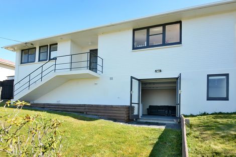 Photo of property in 4 Hanlon Street, Halfway Bush, Dunedin, 9010