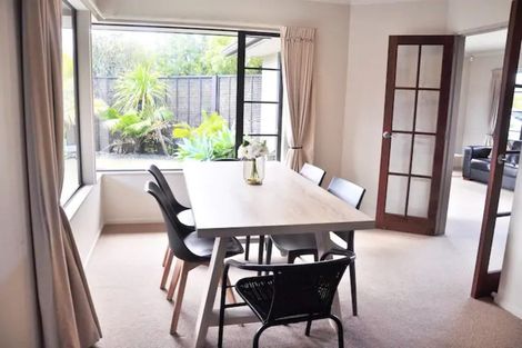Photo of property in 12 Kalmore Place, Flat Bush, Auckland, 2016