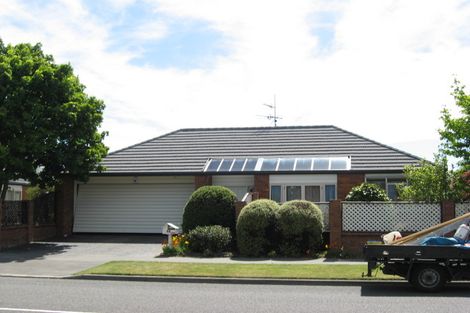 Photo of property in 21 Apsley Drive, Russley, Christchurch, 8042