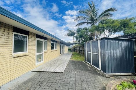 Photo of property in 53 Stratford Road, Manurewa, Auckland, 2105