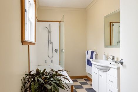 Photo of property in 16 Robinson Street, Cambridge, 3434