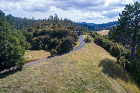 Photo of property in 61 Spikes Way, Whitianga, 3510