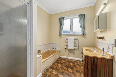 Photo of property in 20 Nathan Street, Tawa, Wellington, 5028