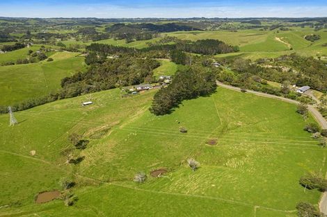 Photo of property in 245 Anderson Road, Helensville, 0875