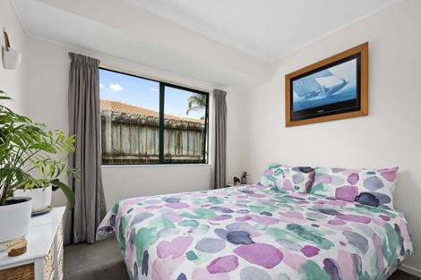 Photo of property in 9a Evans Road, Papamoa Beach, Papamoa, 3118