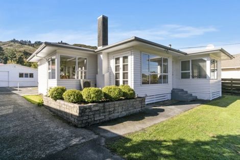 Photo of property in 91 Wood Street, Wainuiomata, Lower Hutt, 5014