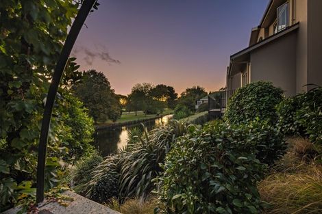 Photo of property in 15 Montgomery Terrace, Hokowhitu, Palmerston North, 4410