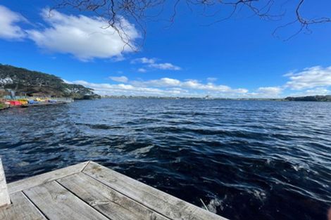 Photo of property in 306 Hurstmere Road, Takapuna, Auckland, 0622