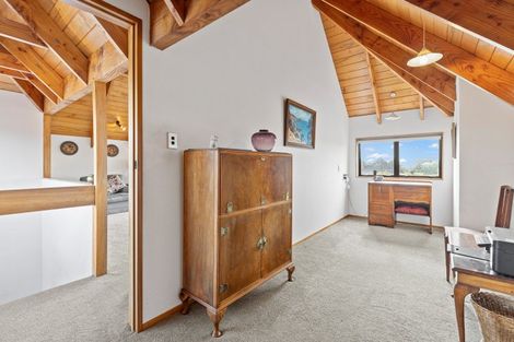 Photo of property in 23 Wesley Avenue, Frankleigh Park, New Plymouth, 4310