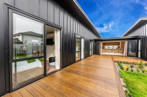 Photo of property in 25 Little Gem Road, Hornby, Christchurch, 8025