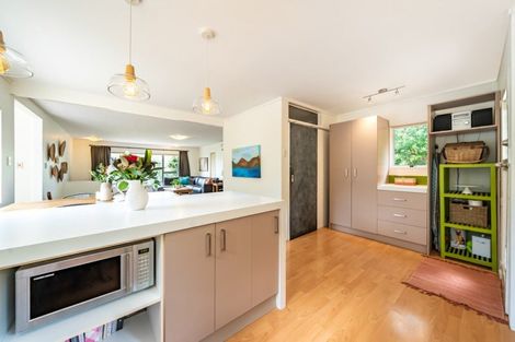 Photo of property in 20a Raroa Place, Pukerua Bay, 5026