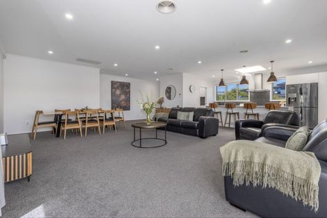 Photo of property in 202 Navigation Drive, Whitby, Porirua, 5024