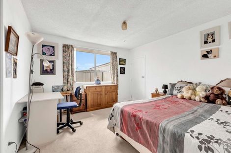 Photo of property in 84 Broadway, Stratford, 4332