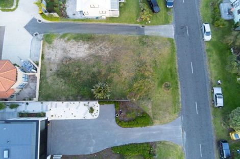 Photo of property in 124a Ocean Beach Road, Tairua, 3508