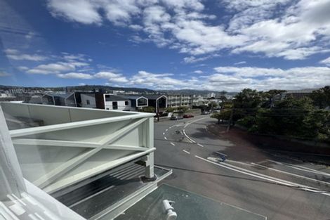 Photo of property in 77 Brougham Street, Mount Victoria, Wellington, 6011