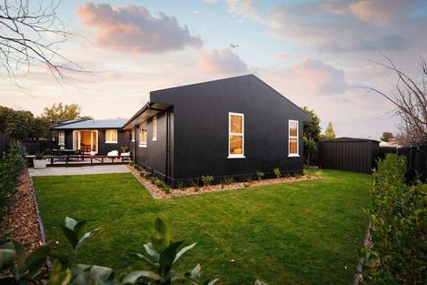 Photo of property in 23 Saint Albans Avenue, Hokowhitu, Palmerston North, 4410