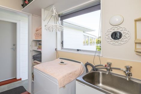 Photo of property in 12 Heather Street, Levin, 5510