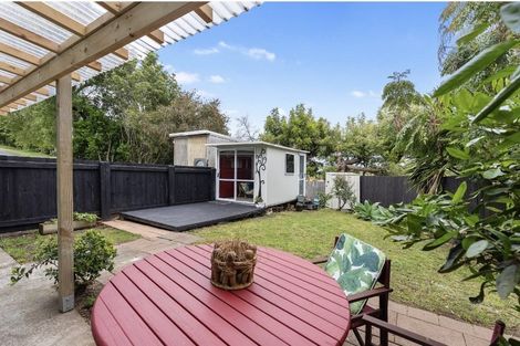 Photo of property in 2 Leander Road, Bayswater, Auckland, 0622