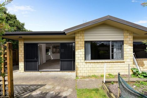 Photo of property in Bramley Gardens, 8/3 Turnbury Court, Rototuna, Hamilton, 3210