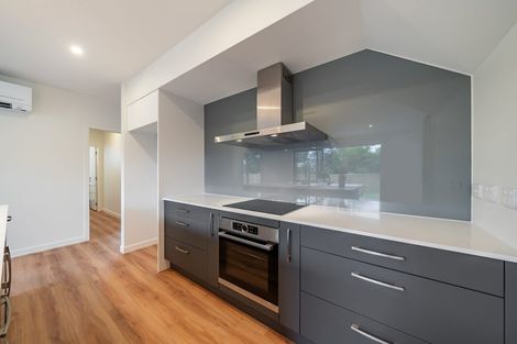 Photo of property in 47c Heretaunga Square, Silverstream, Upper Hutt, 5019