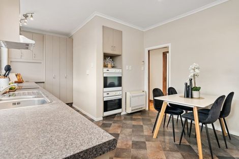 Photo of property in 17 Grosvenor Street, Cambridge, 3434