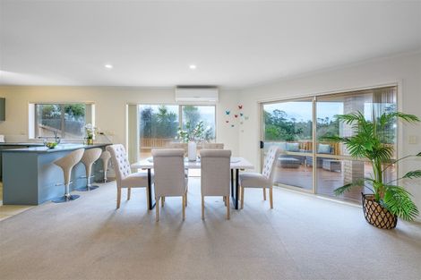 Photo of property in 16 Brookwood Drive, Henderson, Auckland, 0612