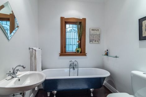 Photo of property in 20 Aranoni Street, Island Bay, Wellington, 6023