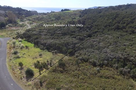 Photo of property in 129 Stratford Drive, Cable Bay, 0420