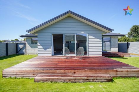 Photo of property in 17 Hensley Street, Gladstone, Invercargill, 9810