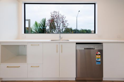 Photo of property in 33 Botanical Road, Takaro, Palmerston North, 4412