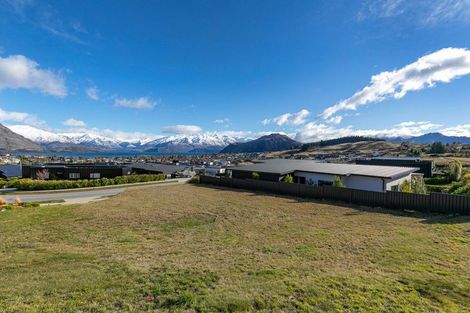 Photo of property in 15 The Heights Avenue, Wanaka, 9305