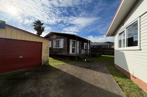 Photo of property in 4 Orion Street, Papakura, 2110