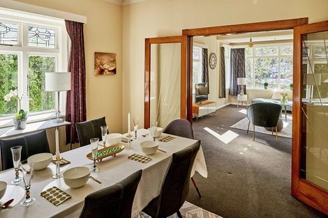 Photo of property in 22 Selwyn Terrace, Thorndon, Wellington, 6011