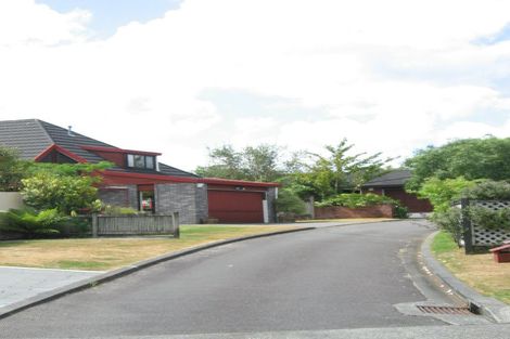 Photo of property in 9 Kingfisher Close, Brown Owl, Upper Hutt, 5018