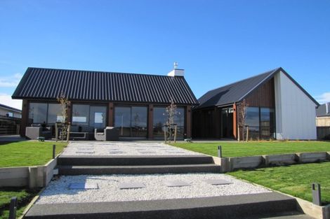 Photo of property in 15 Waterton Point, Huntingdon, Ashburton, 7774