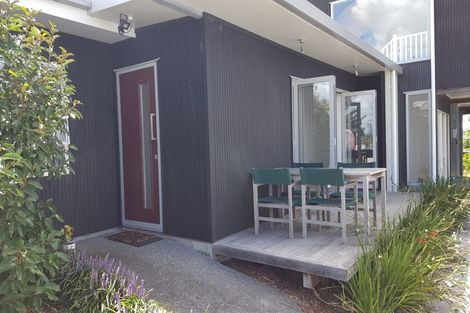 Photo of property in 2/86 Jutland Road, Hauraki, Auckland, 0622