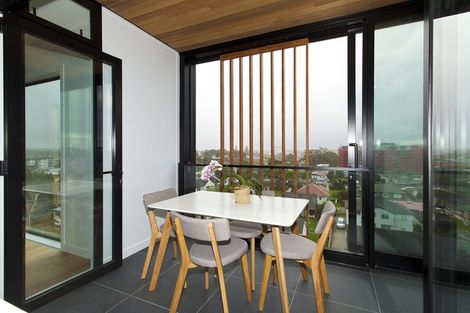 Photo of property in Frank Sargeson Apts, 501/74 Anzac Street, Takapuna, Auckland, 0622