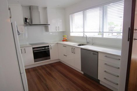 Photo of property in 7 Coronation Street, Belmont, Auckland, 0622