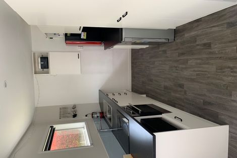 Photo of property in 1 Oxford Street, Tirau, 3410