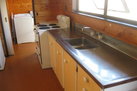 Photo of property in 5 Logan Avenue, Wharewaka, Taupo, 3330