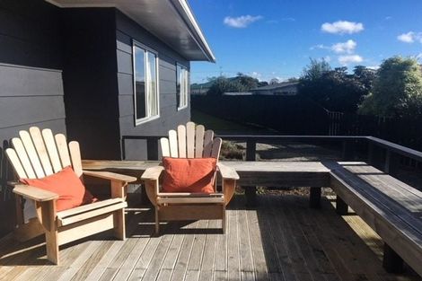 Photo of property in 54 New York Street, Martinborough, 5711