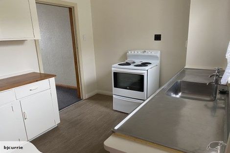 Photo of property in 3 Gibson Court, Roslyn, Palmerston North, 4414