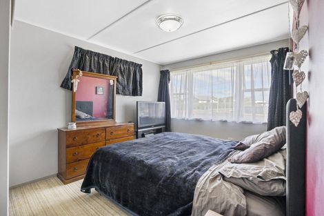 Photo of property in 65 Cloten Road, Stratford, 4332