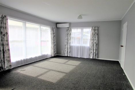 Photo of property in 55 Oregon Drive, Maoribank, Upper Hutt, 5018